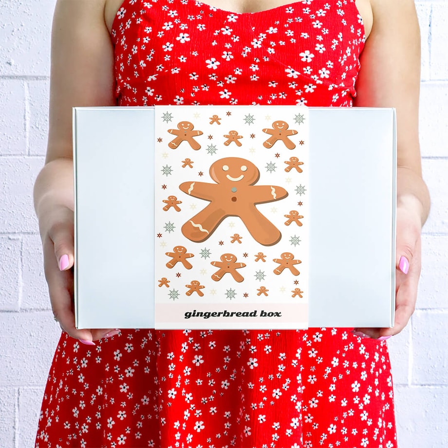 Gotowy zestaw prezentowy "Ginderbread Box" kawa smakowa PREMIUM kubek ciastko z mlecznej czekolady kawa piernikowa prezent na gwiazdkę święta pod choinkę dla mamy taty żony męża chłopaka dziewczyny