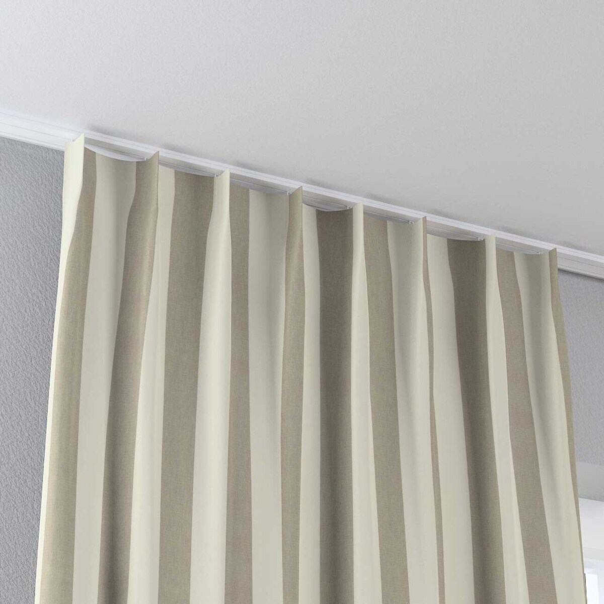 Zasłona na haczykach flex pojedynczych 130x245 beżowo-białe pionowe pasy (5,5cm)