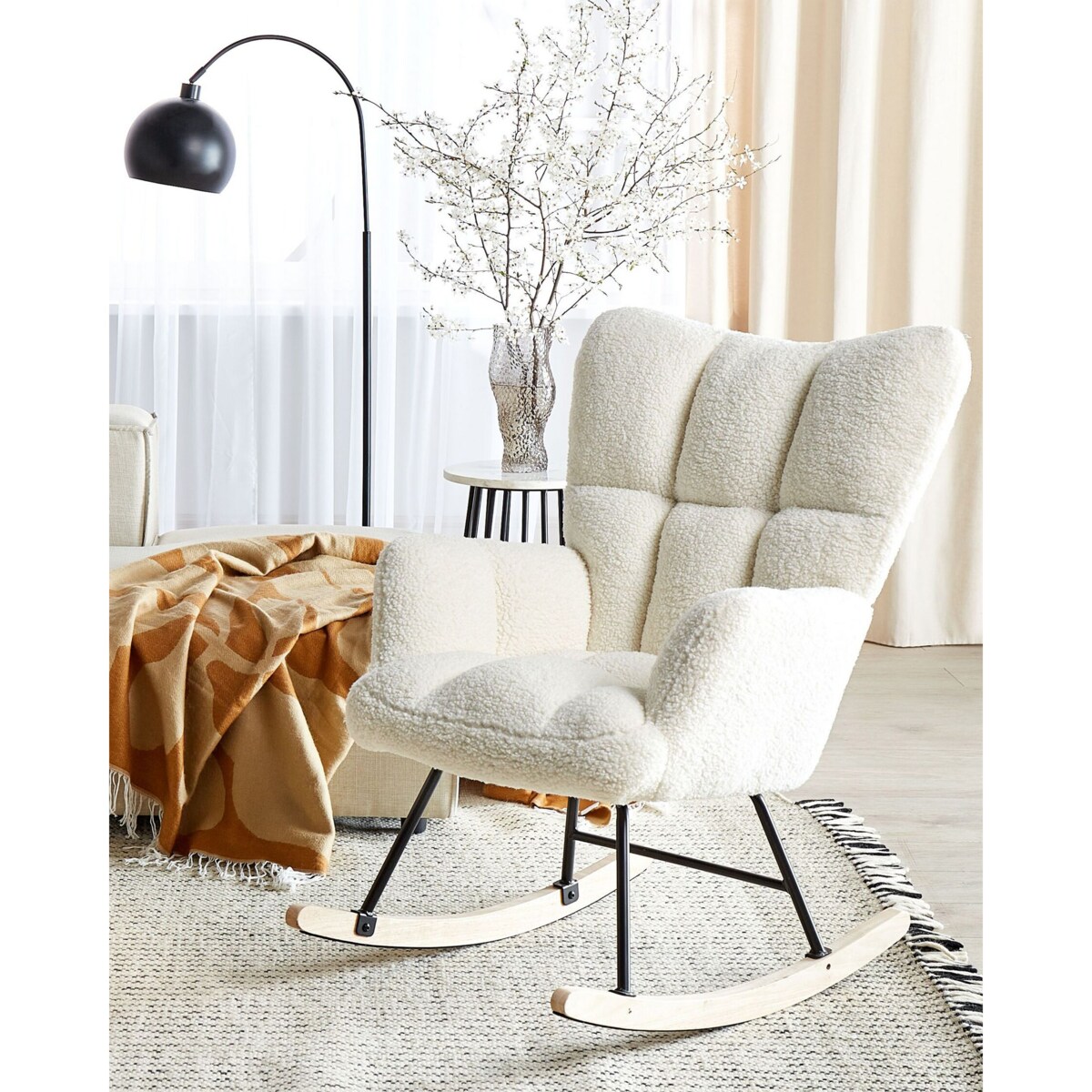 Fotel bujany boucle biały OULU