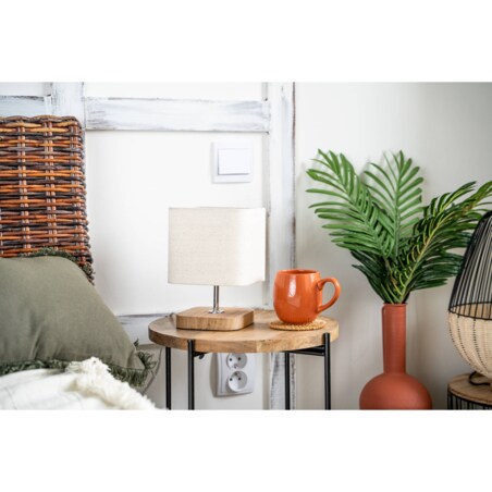 Ozdobna poduszka z frędzlami