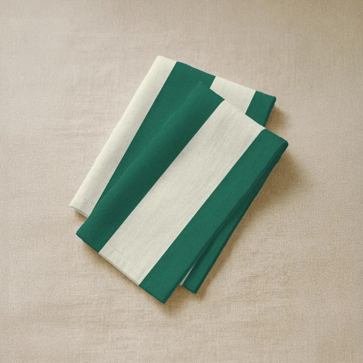 Serwetki świąteczne - klasyczne zielone pasy (2szt.)