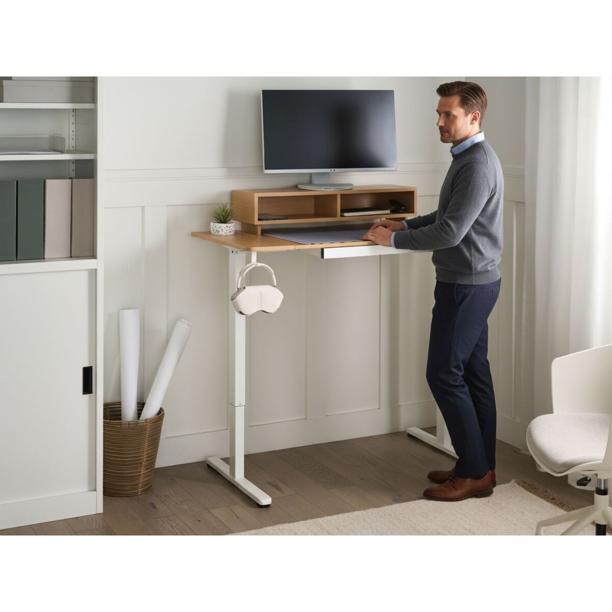 Biurko regulowane elektrycznie LUCAMA Jasny brąz/ biały 120 cm 60 cm Z portem USB