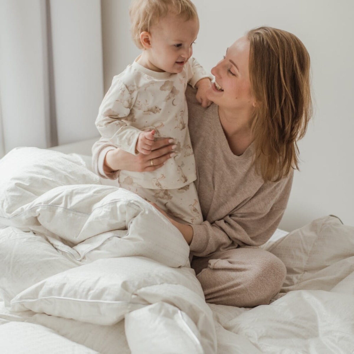 Kołdra Silver Całoroczna, 220 x 200 cm, AMZ