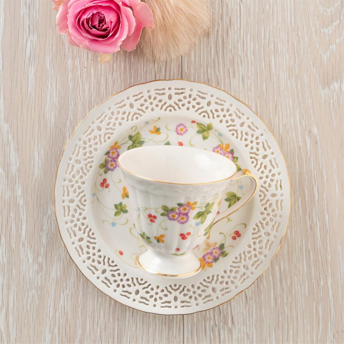 VILLA ITALIA Talerzyk deserowy ażurowy dekorowany 19 cm WALENCJA Ivory