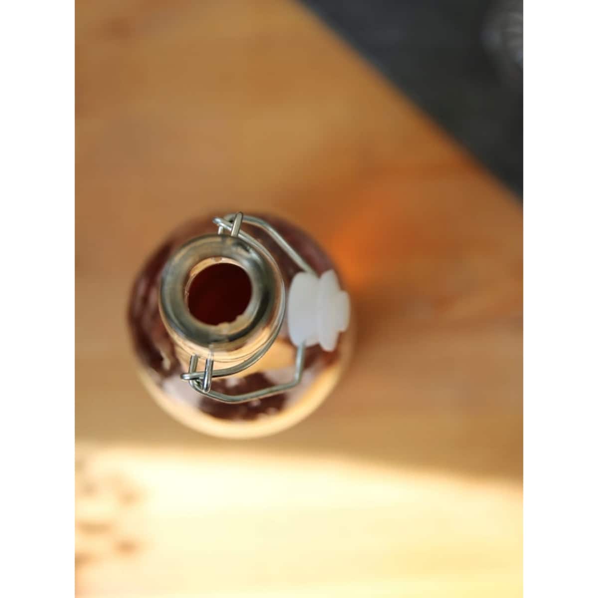 Butelka Butla Szklana z Korkiem na Nalewki Wino Sok 1 l Transparentna