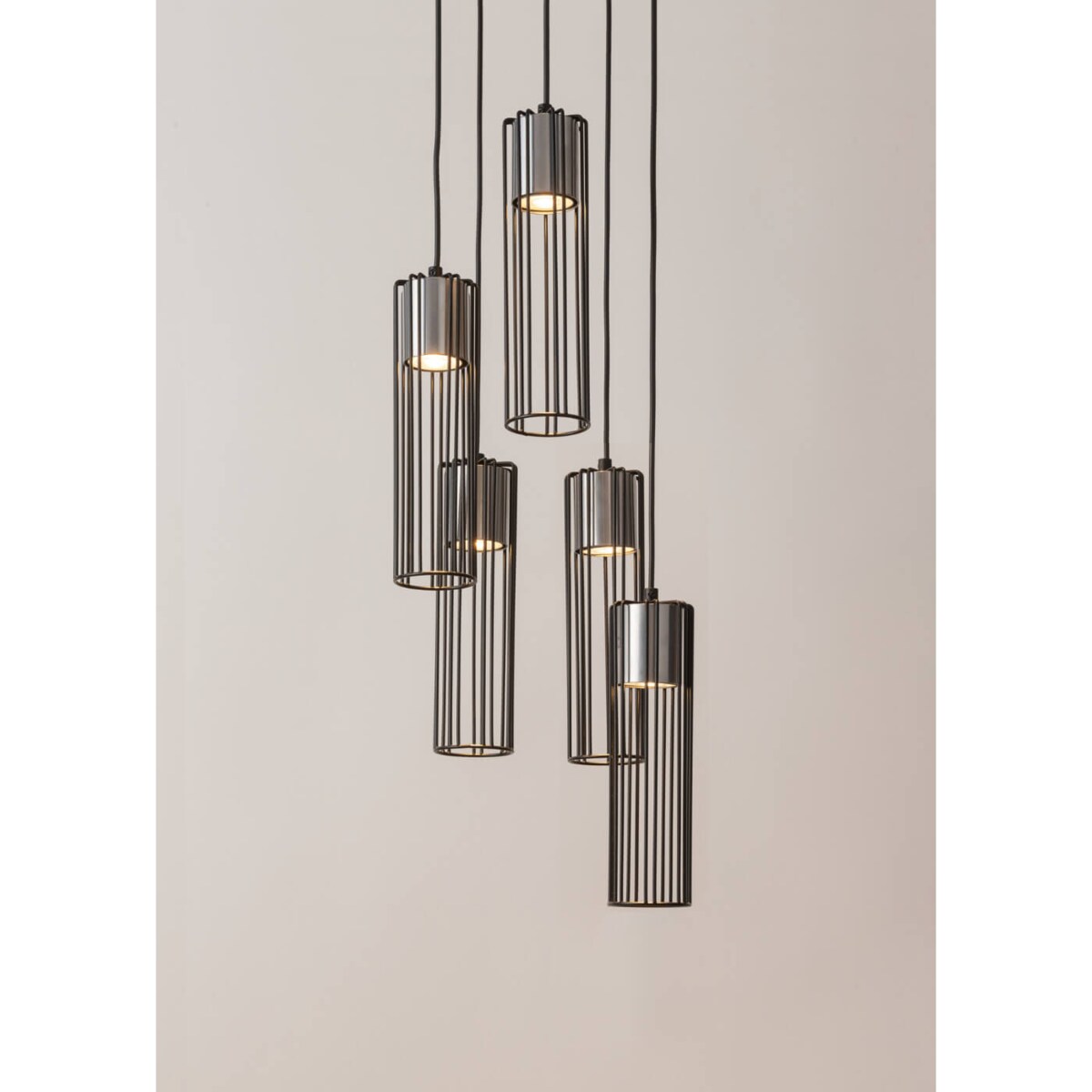 Lampa wisząca Fobia z drucianymi kloszami czarna srebrna