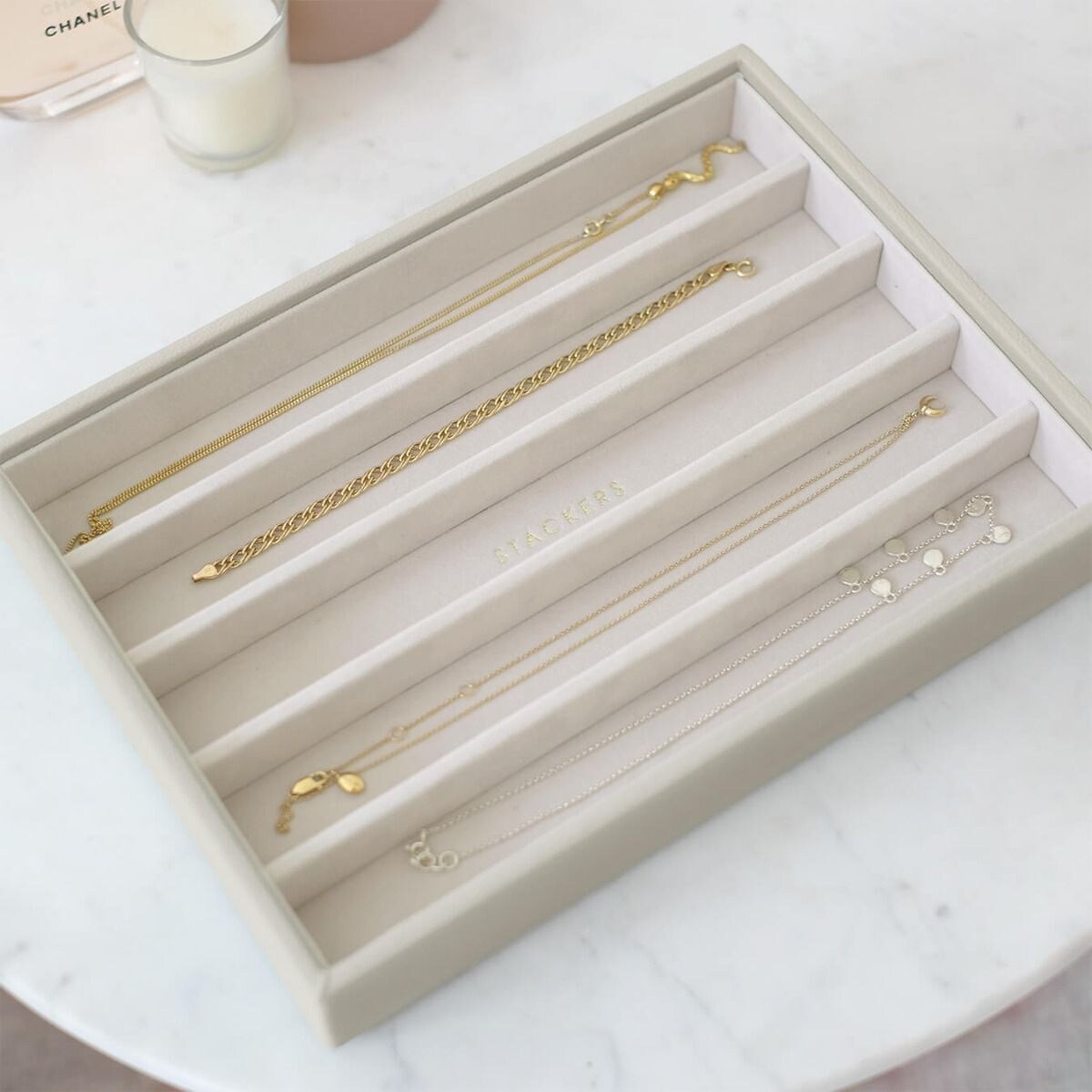 Szkatułka na biżuterię Stackers pięciokomorowa classic jasnobeżowa