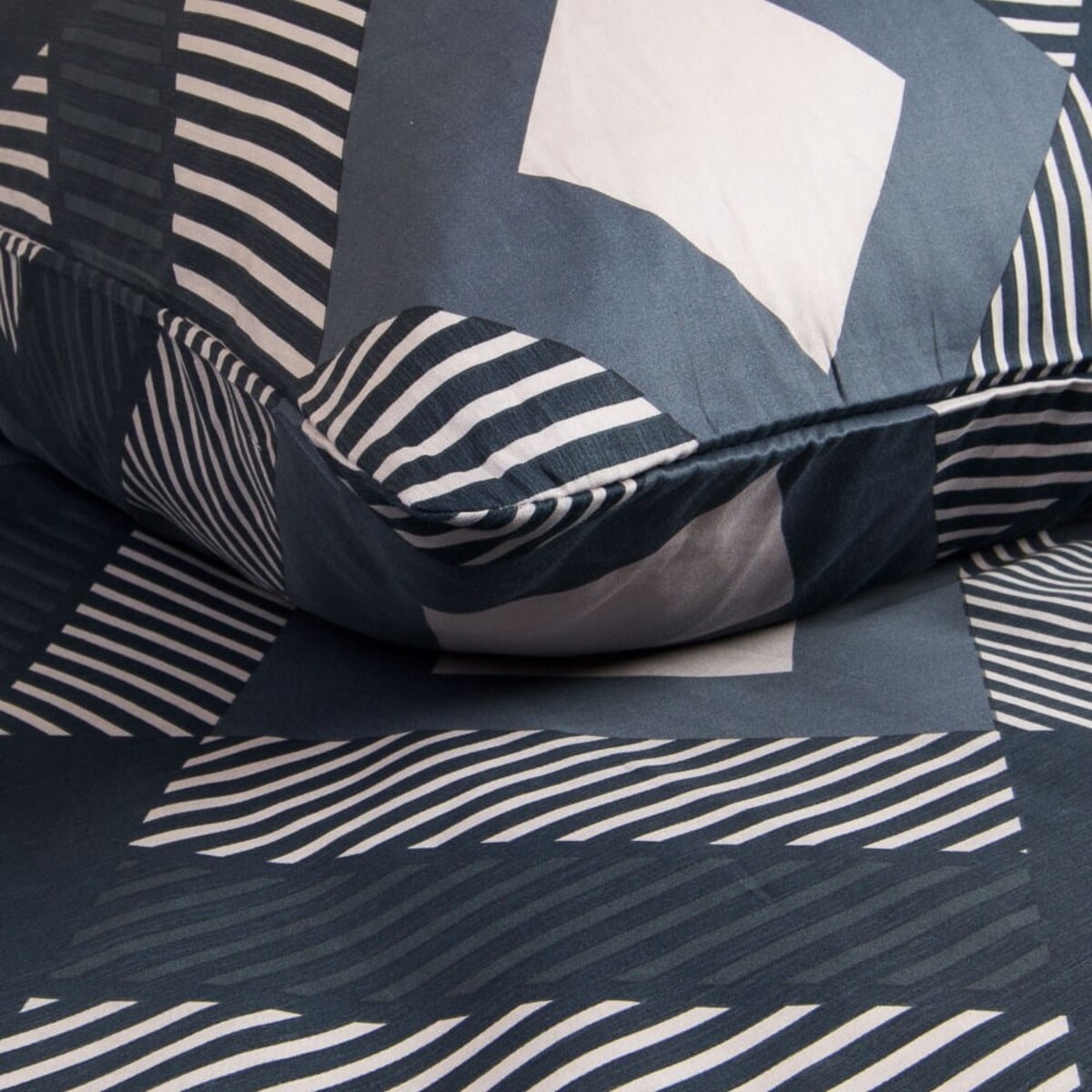 Pościel satyna bawełniana 160x200 Satynlove granatowo kremowy geometryczny wzór