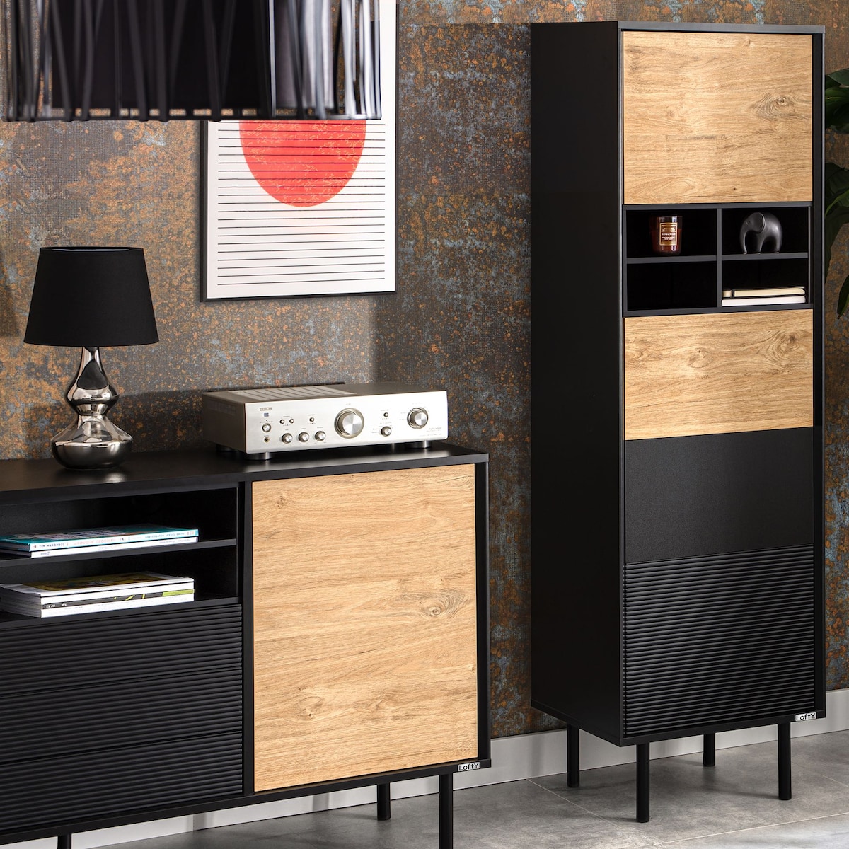 KONSIMO LOFTY Wysoki regał z ryflowaniem