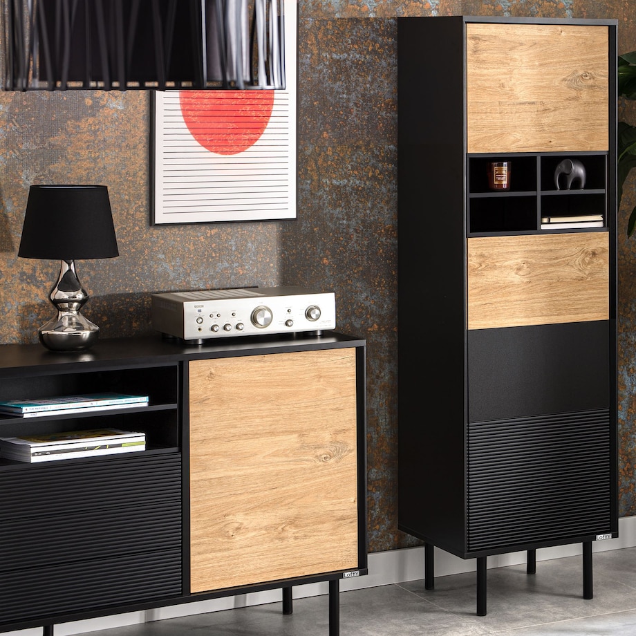 KONSIMO LOFTY Wysoki regał z ryflowaniem