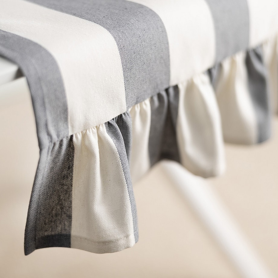 Bieżnik z falbaną 40x160 cm 40x160 biało-szare pionowe pasy (5,5cm)