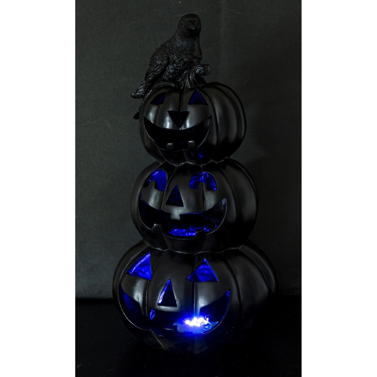 Dekoracja Halloween LED- bałwanek z czarnych dyń 40x19x19 cm TURRIS-3 z krukiem