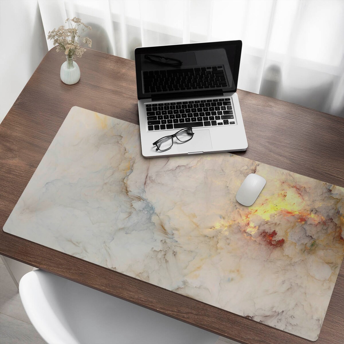 Kremowa mata na biurko Abstrakcyjna chmura, 120x60 cm