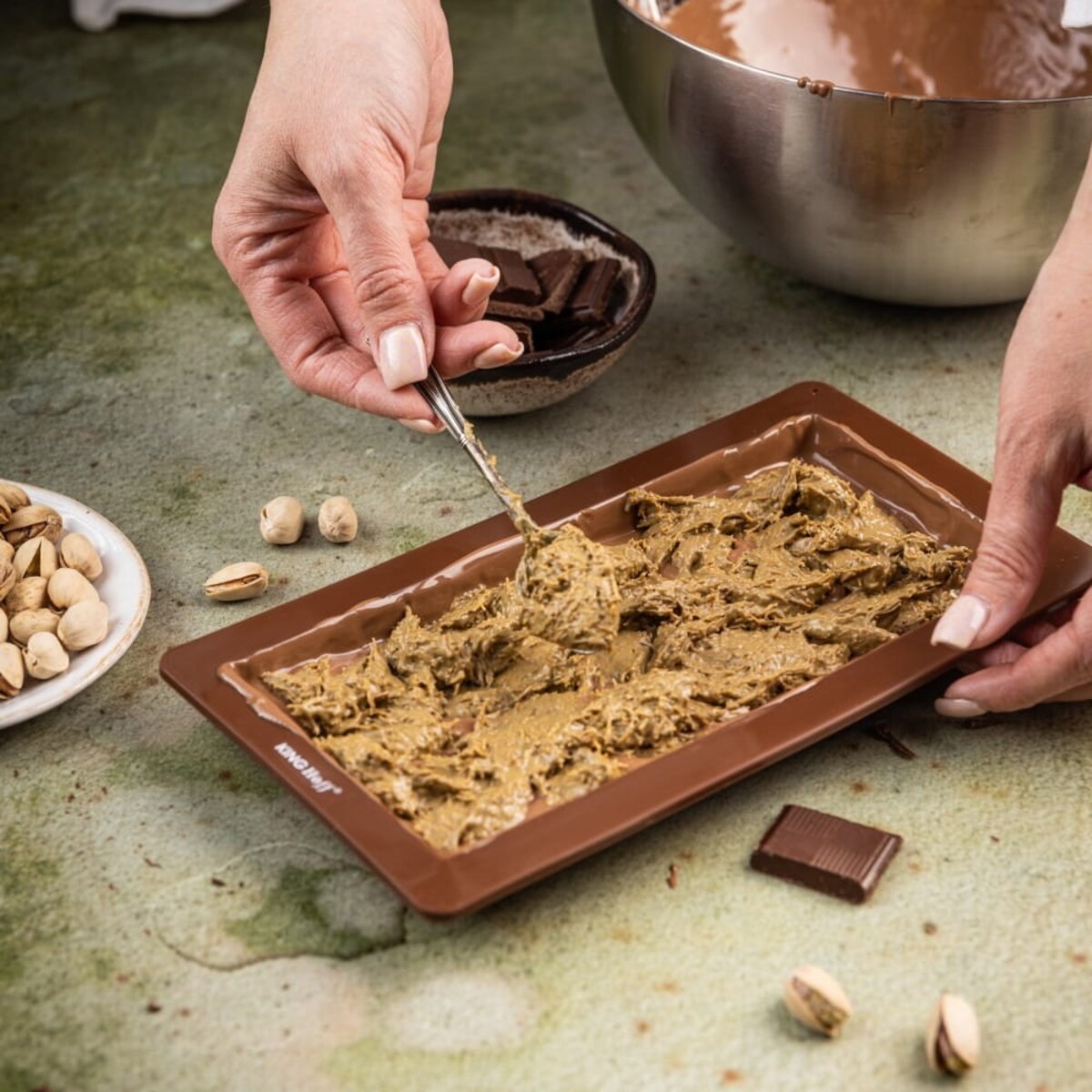 Forma silikonowa do czekolady Dubajskiej 25x13,5 cm KINGHOFF