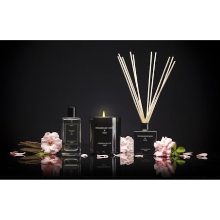 Świeca zapachowa Bulgarian Rose & Oud, 230 g, Cereria Molla