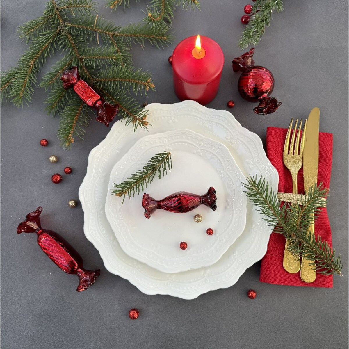 VILLA ITALIA Bombka szklana CUKIEREK red 8 cm