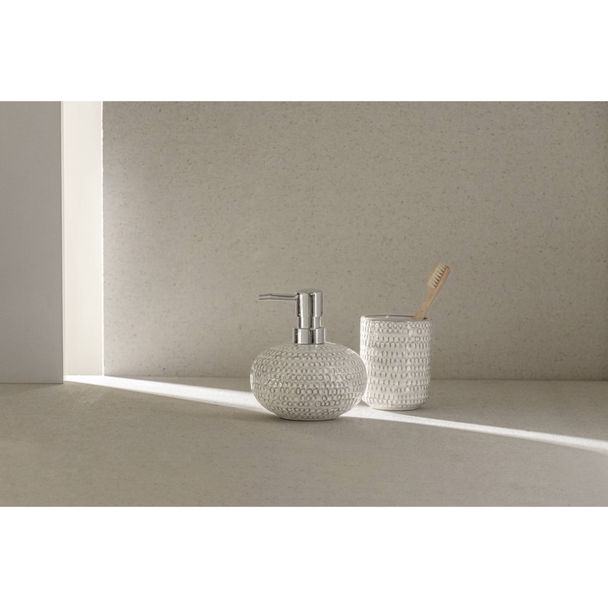 Kubek na szczoteczki do zębów 260 ml VIKRAM