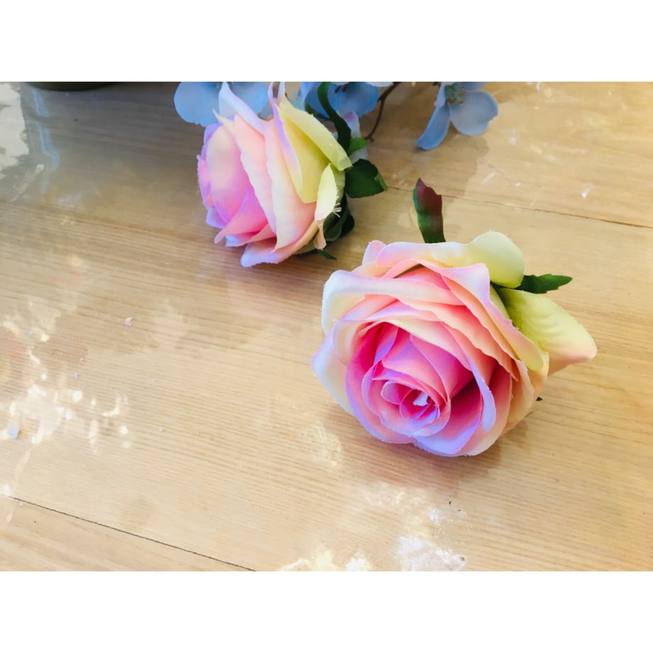 SZTUCZNE KWIATY DO BUKIETU wiązanki stroika RÓŻA RÓŻOWO ZIELONA święta 6szt