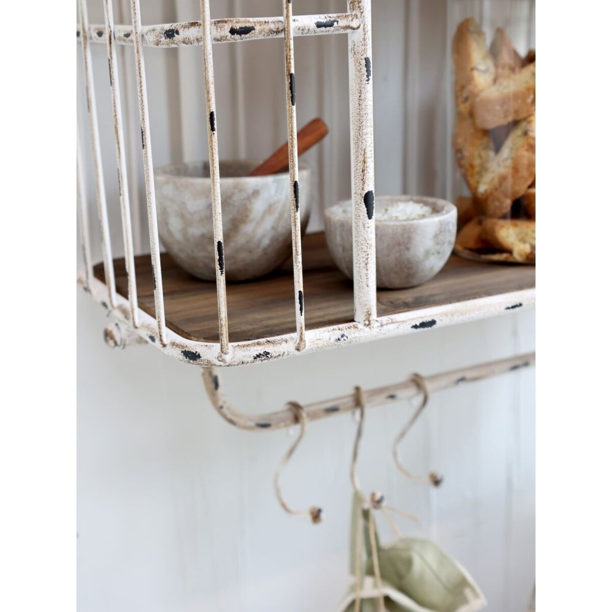 Półka ścienna z haczykami biała 45,5x52 cm