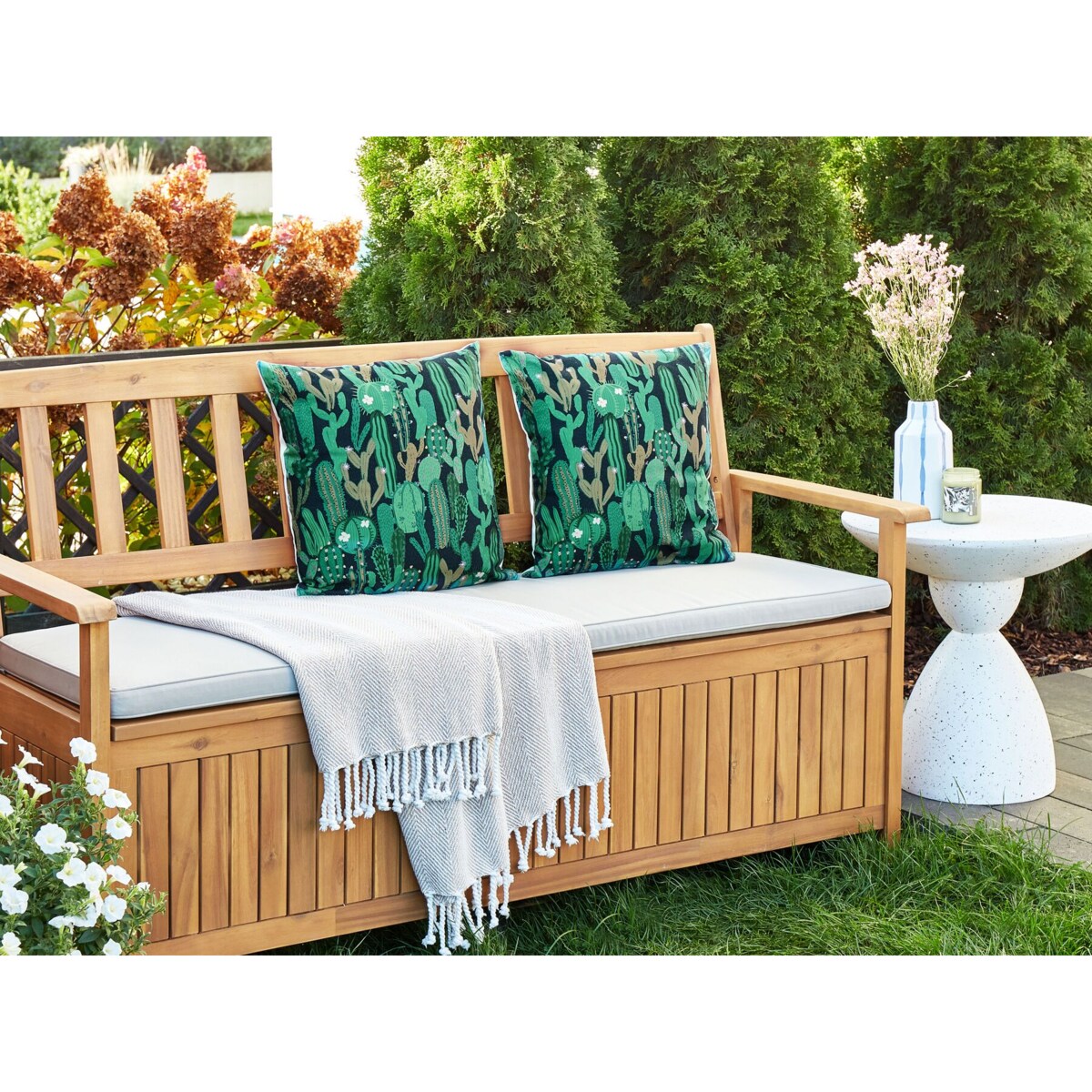 2 poduszki ogrodowe w kaktusy 45 x 45 cm zielone BUSSANA