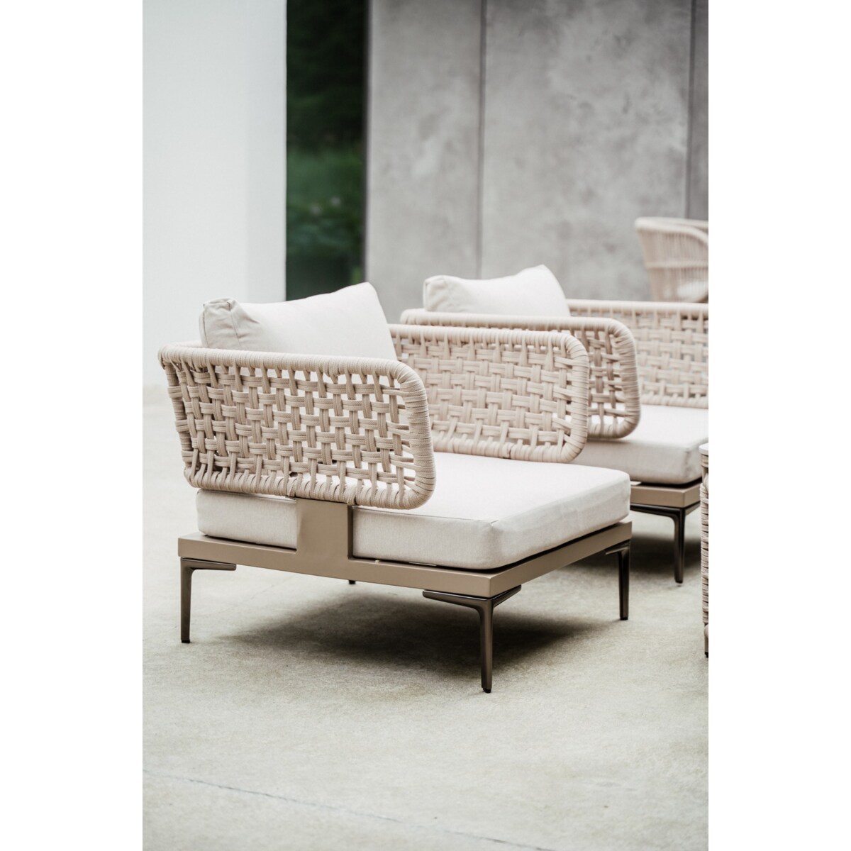 FOTEL ALUMINIOWY TIZIANO SZAMPAŃSKI