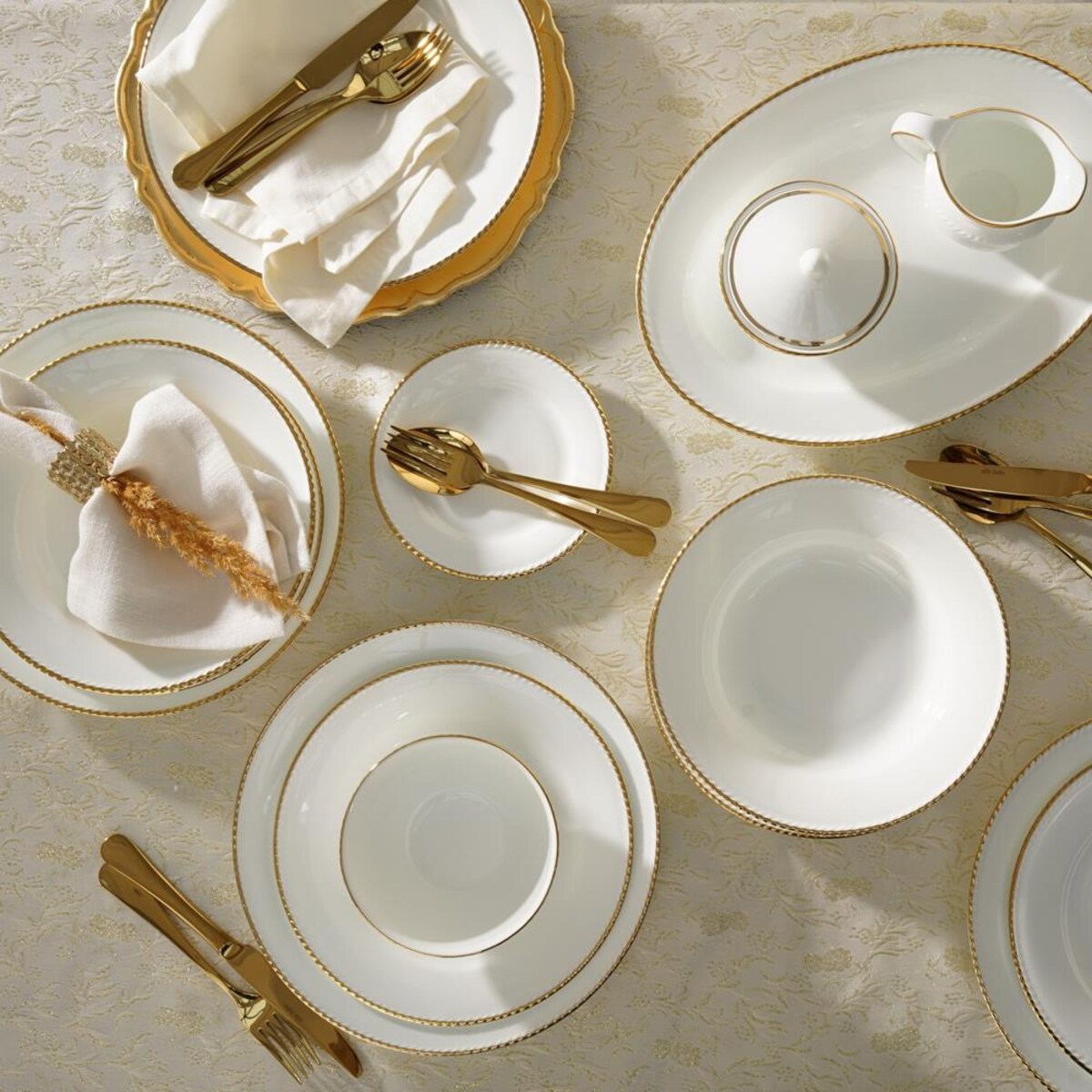 VILLA ITALIA Serwis obiadowy porcelanowy na 12 osób z wazą CAMILLA