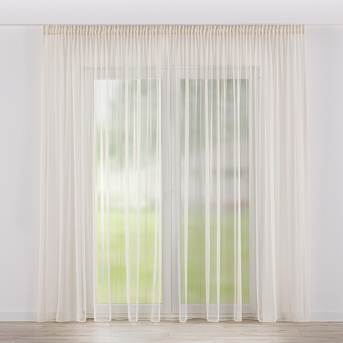 Firana na taśmie 300x245 złoty