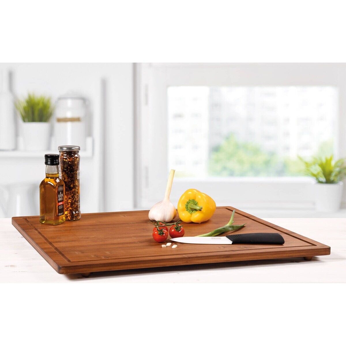 Deska do krojenia z antypoślizgowymi nóżkami, ciemny bambus, 50 x 56 cm