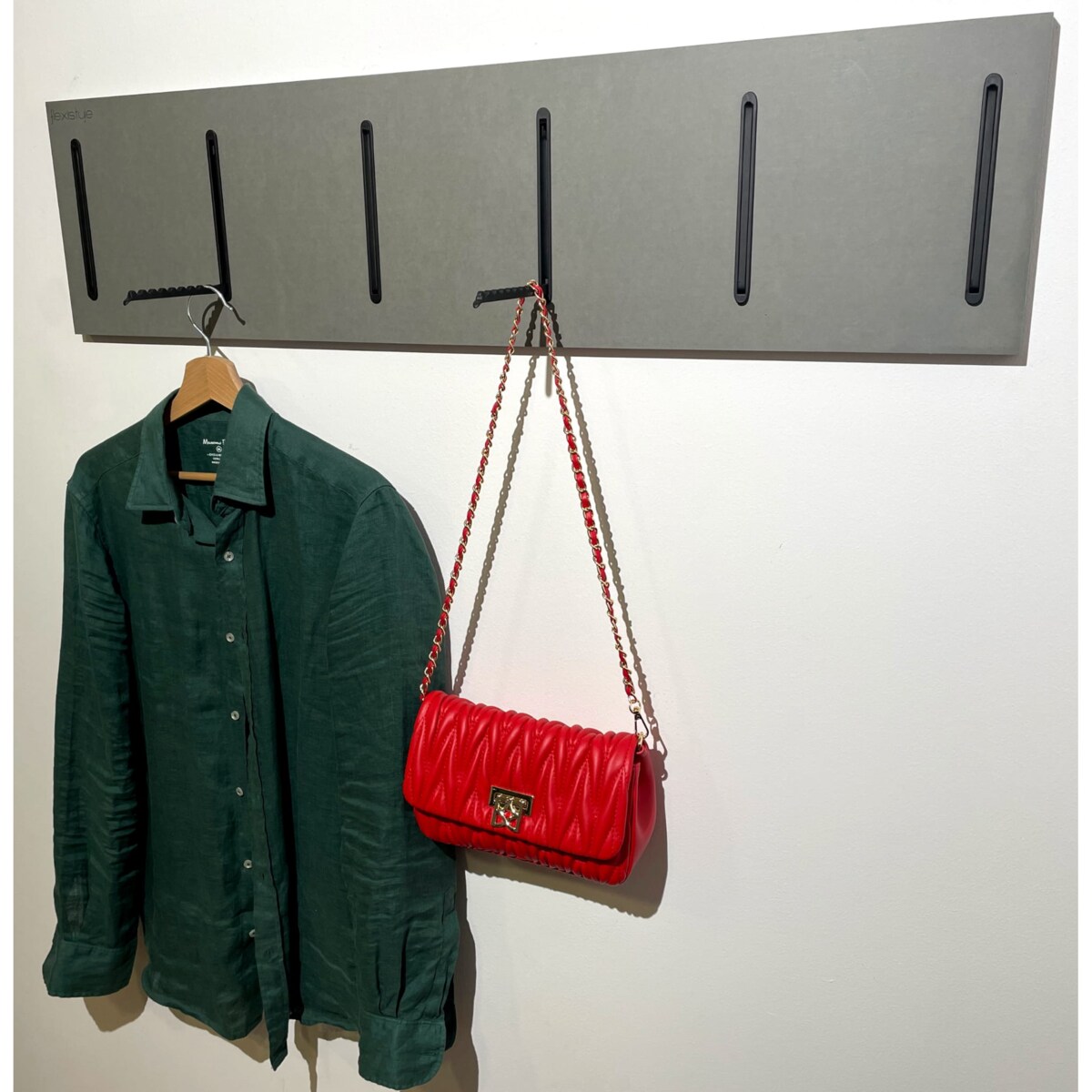 Wieszak na Ubrania szary 25x100cm na kurtki