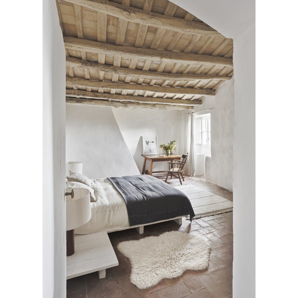 Dywan wełniany Woolly White 75x110 cm Lorena Canals