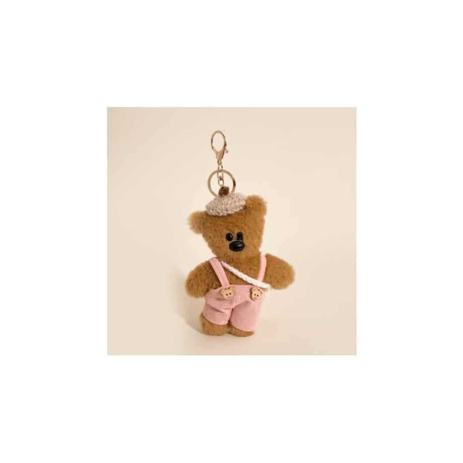 Brelok do kluczy, pluszowy brązowy miś w ogrodniczkach i berecie, róż BRL402R