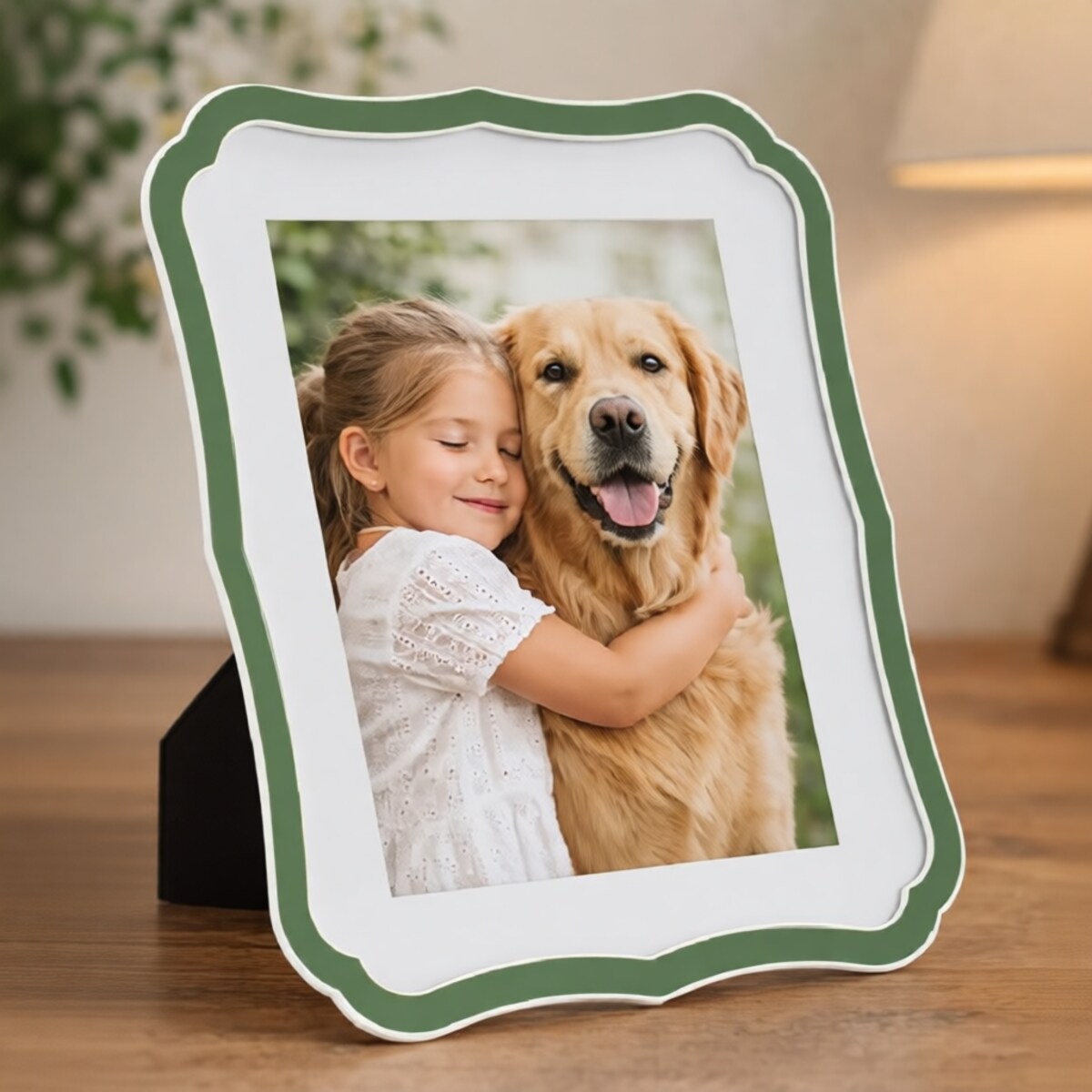 Ramka na zdjęcia Margot, zdjęcie 20 x 25 cm, kolor zielony i srebrny, cynk, rama 22,1 x 1,4 x 27,2 cm, na fotografie i portrety, Mauro Ferretti