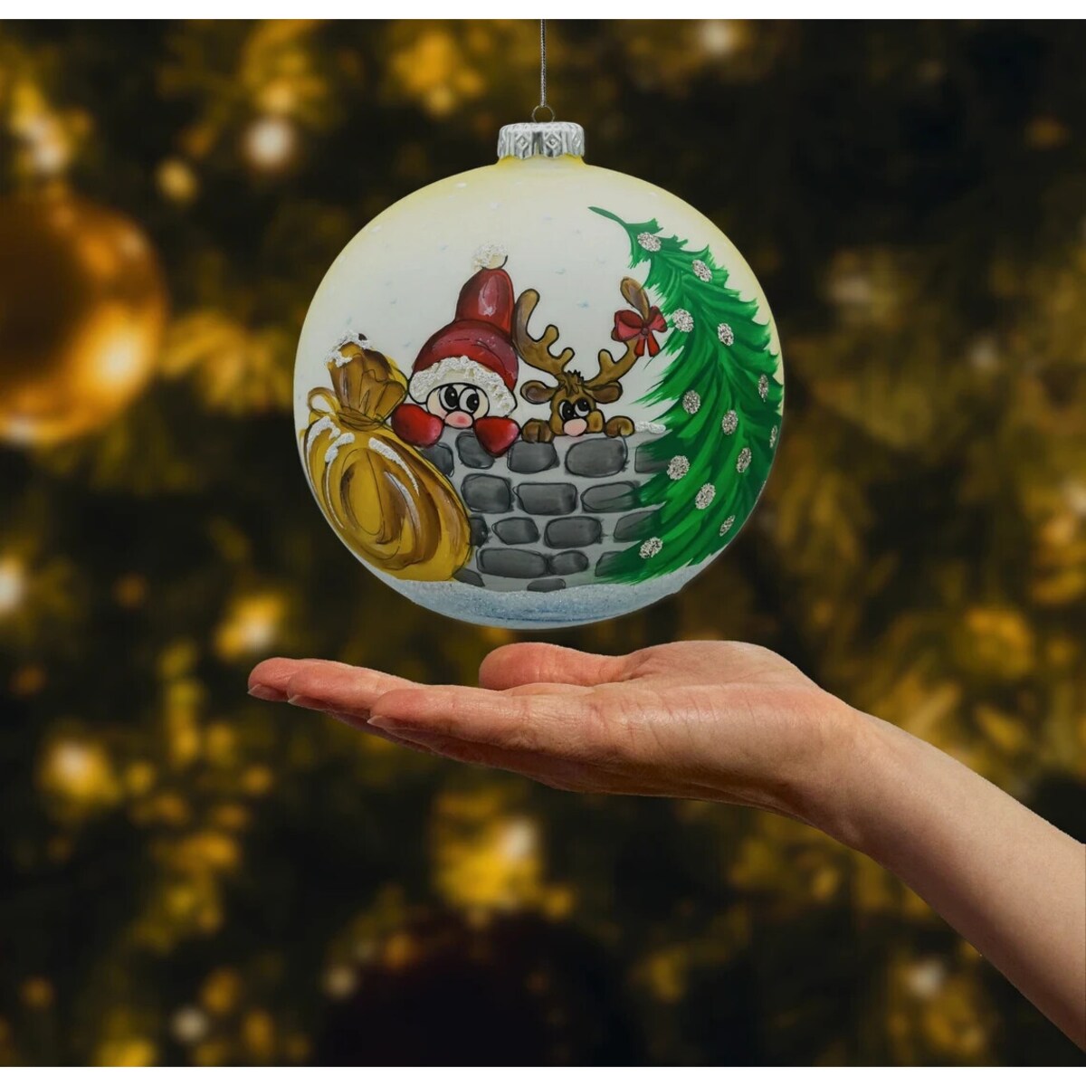 Bombka okrągła: Mikołaj z reniferkiem