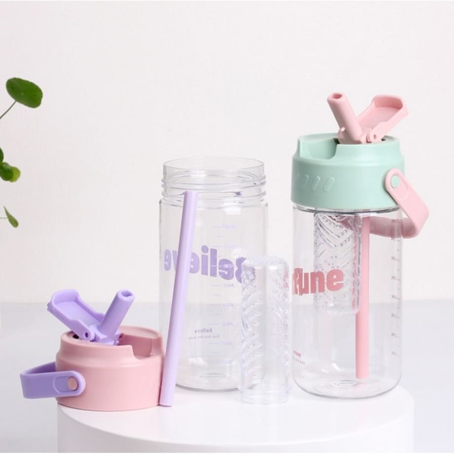 Butelka na wodę z koszyczkiem i słomką 800 ML Believe BD34