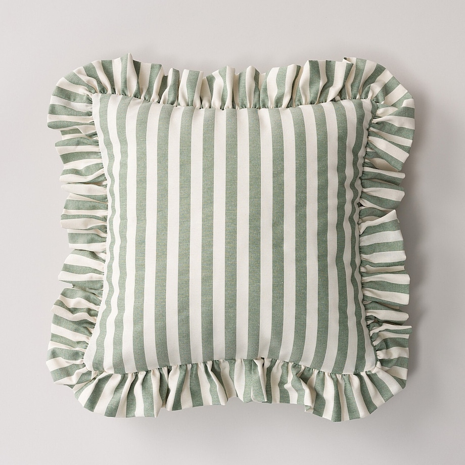 Poszewka Paula z falbaną 45x45 zielono-białe pasy (1,5cm)