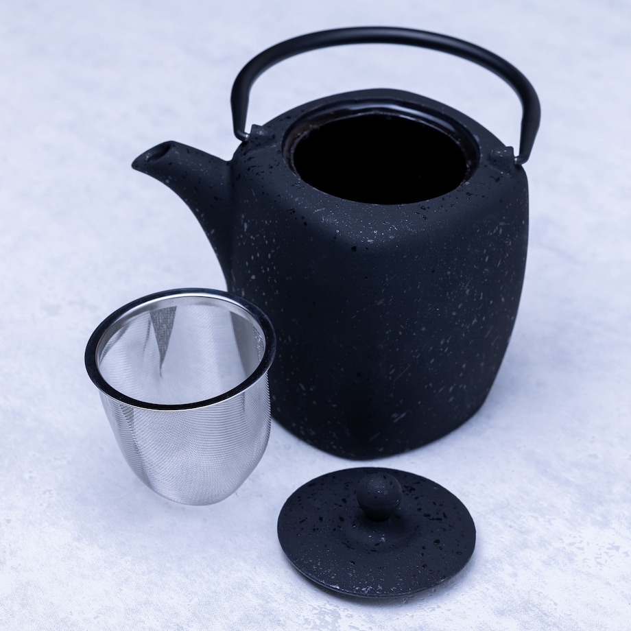 Czajniczek żeliwny Zaparzacz do herbaty ziół 0.9L KINGHOFF