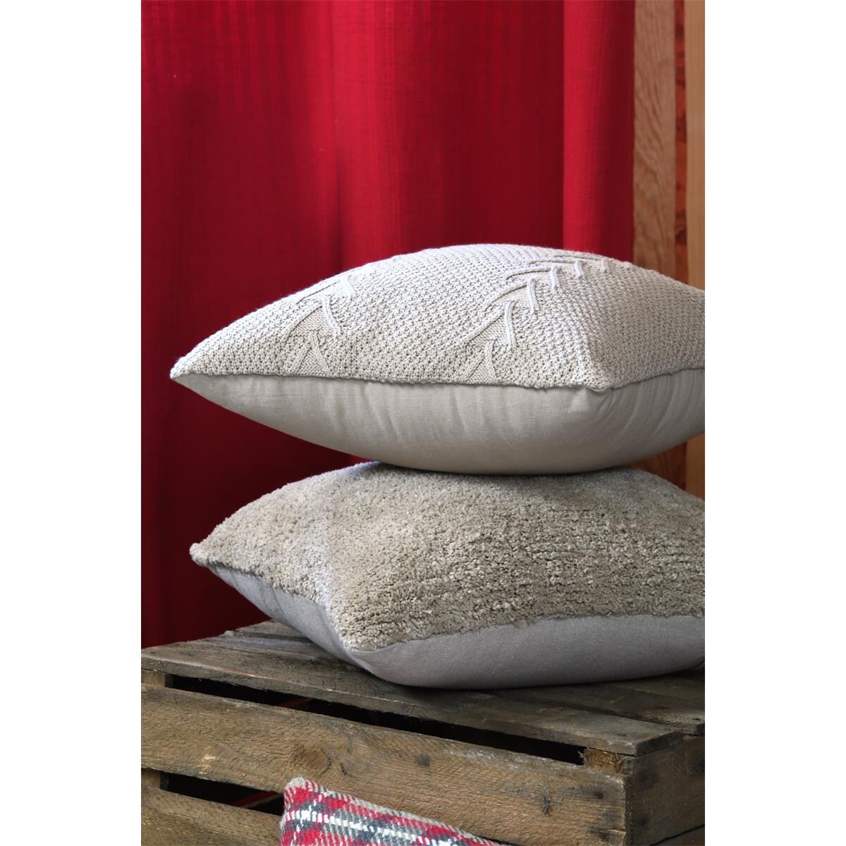 Poduszka dekoracyjna MEGEVE, 100% bawełny, 40 x 40cm