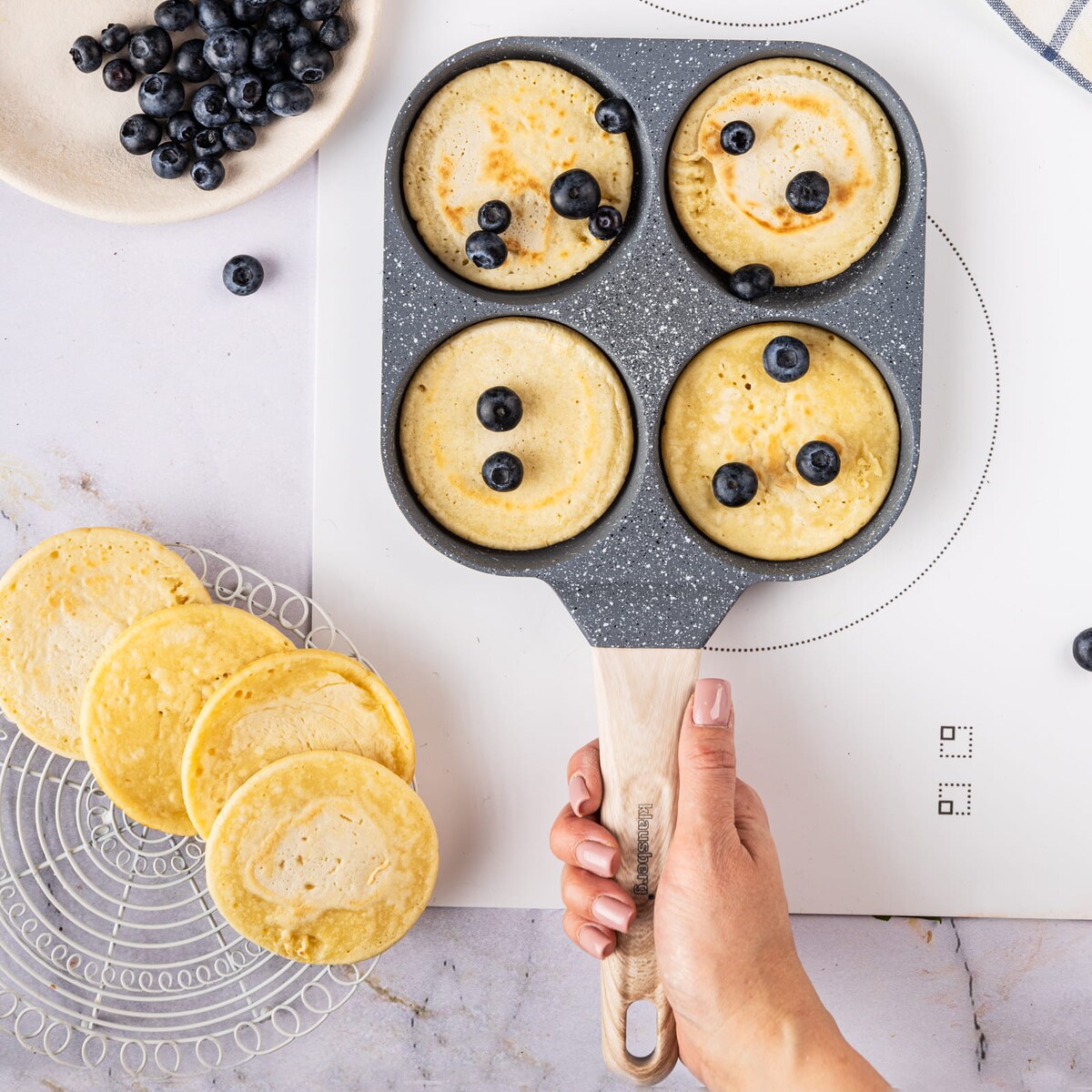 Patelnia marmurkowa 4 w 1 do naleśników jajek placków pancake 18cm SZARA KLAUSBERG