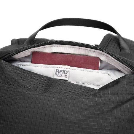 Torba i plecak antykradzieżowy 2w1 Pacsafe Vibe 40 - czarny