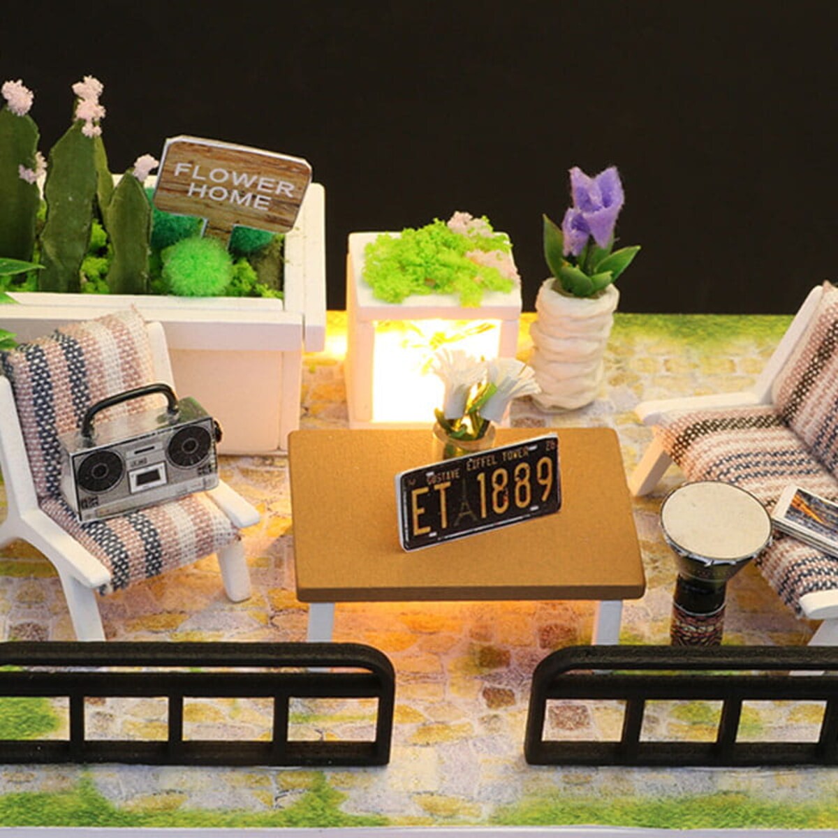 Miniaturowy domek - Muzyczny box - Wytwórnia gwiazd