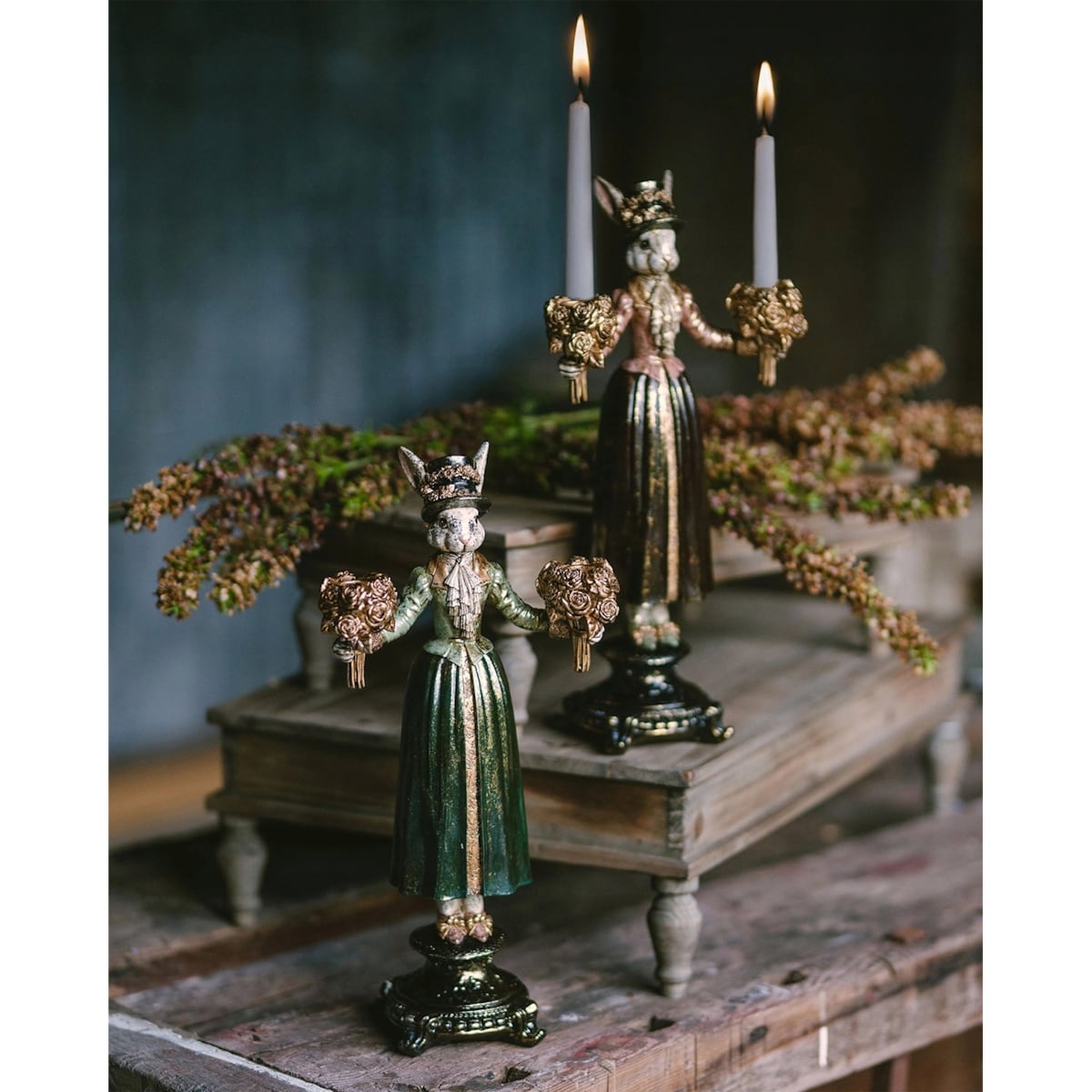 ZAJĄC FIGURKA WIELKANOCNA NA WIELKANOC PREZENT ŚWIECZNIK KANDELABR DUŻY