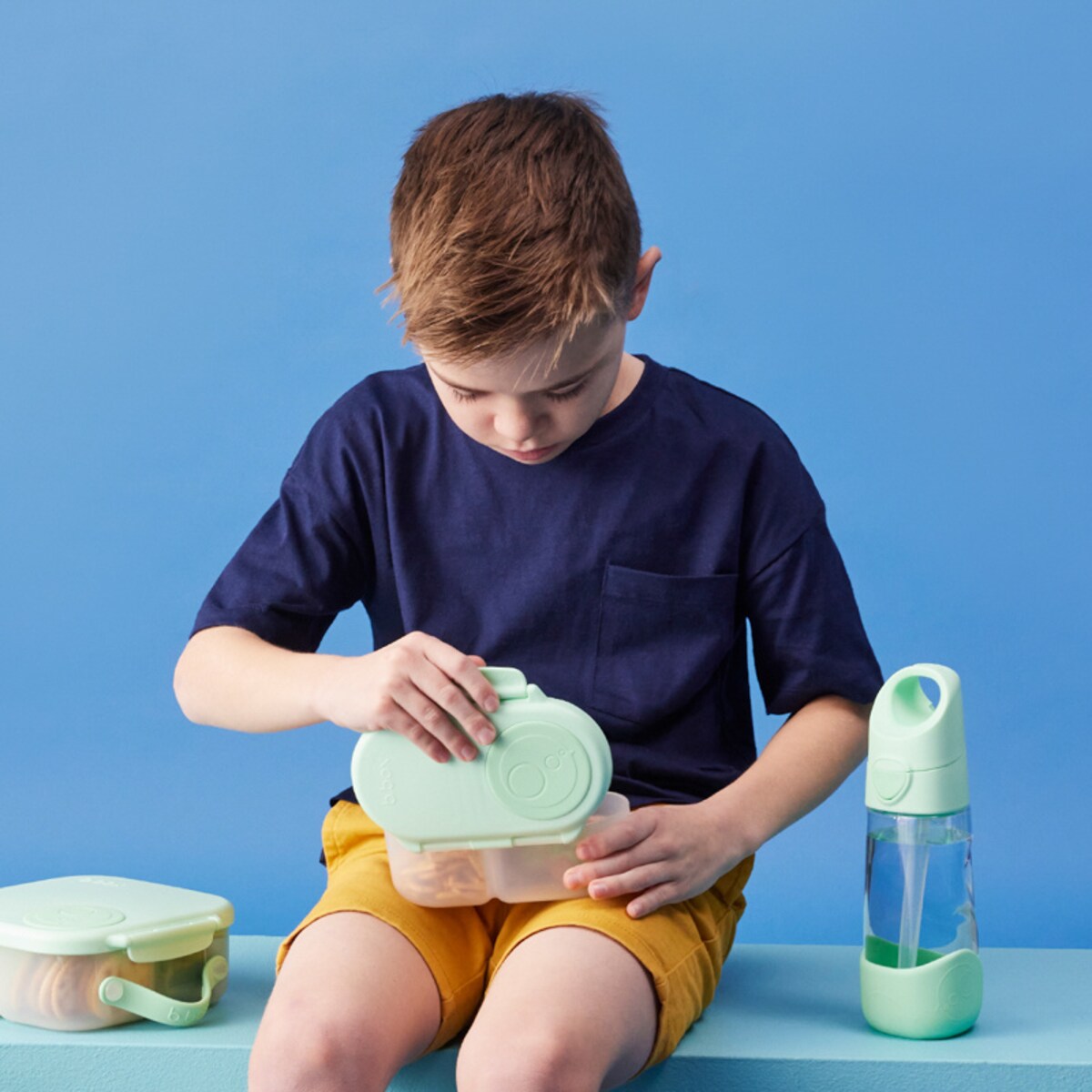 Śniadaniówka do szkoły dla dziecka - szczelny snackbox na jedzenie i przekąski Spearmint b.box