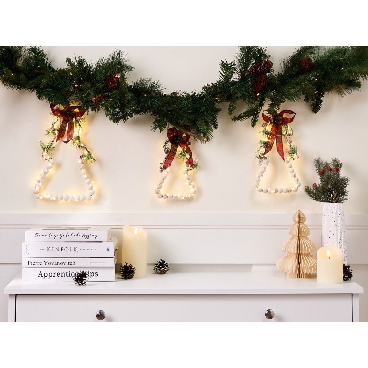 Zestaw 3 dekoracji świątecznych LED KYVESI Choinka 20/25/30 cm Biały