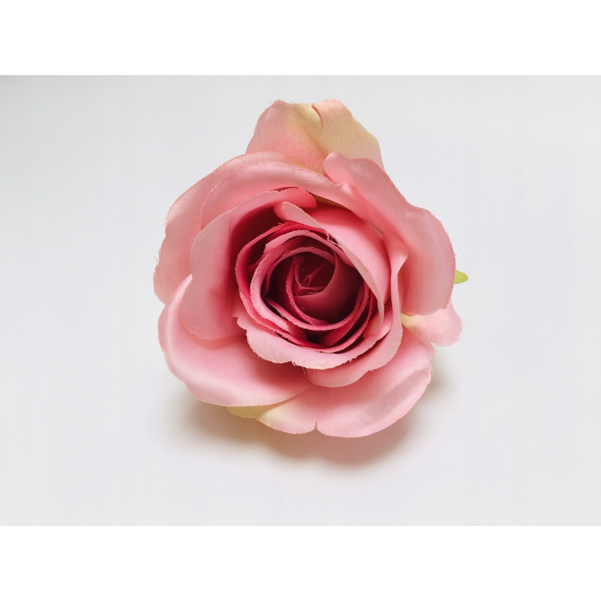 Róża sztuczna wyrobowa do wiązanek główka pąk kwiaty duża różowa stroika