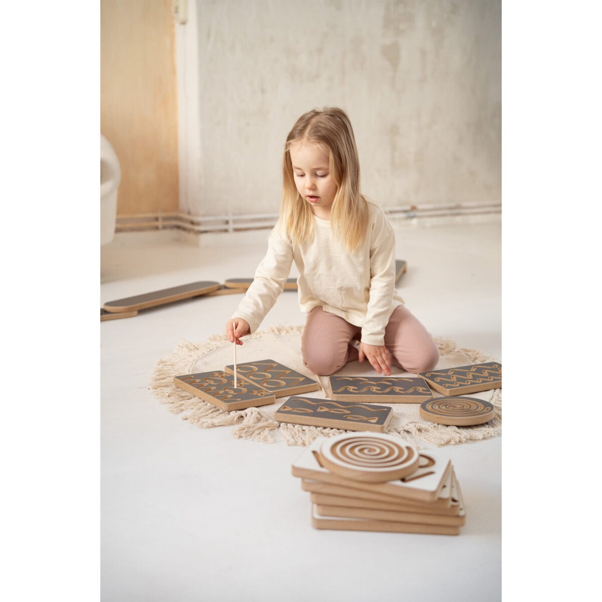 Tabliczka Grafomotoryczna FUN - szara