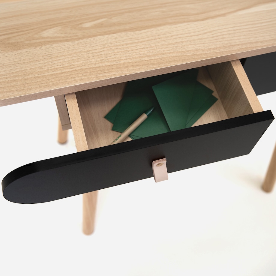 Toaletka kosmetyczna z lustrem LED SCANDI skandynawska