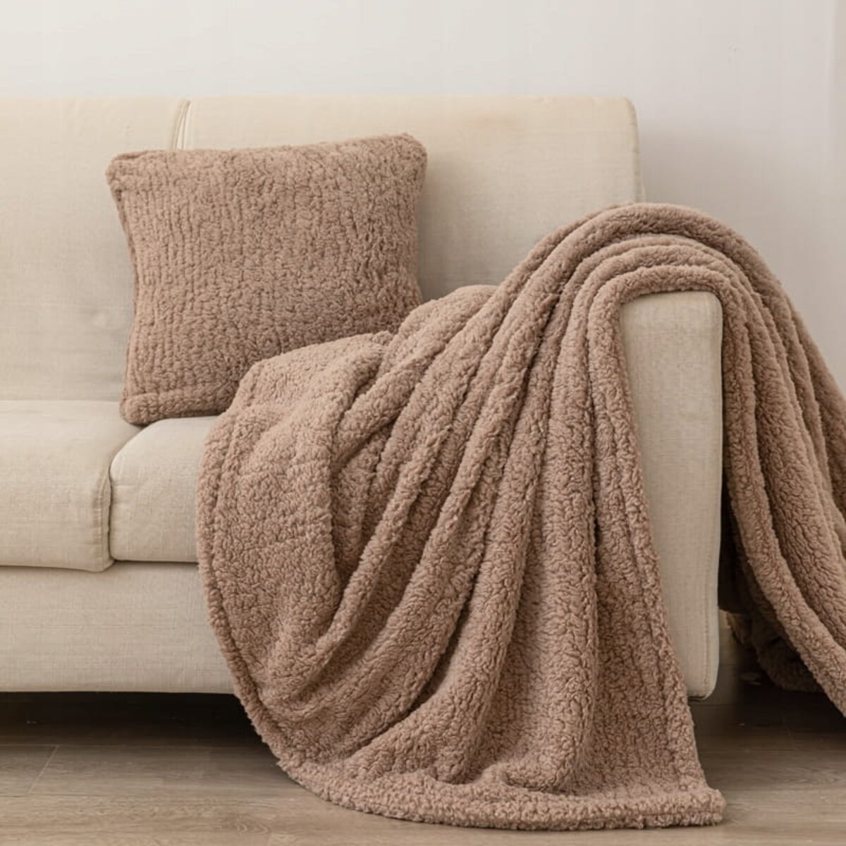 Gruby miękki Koc Bukla Baranek Narzuta Pled na Łóżko 200 x 220 Ciepły Boucle