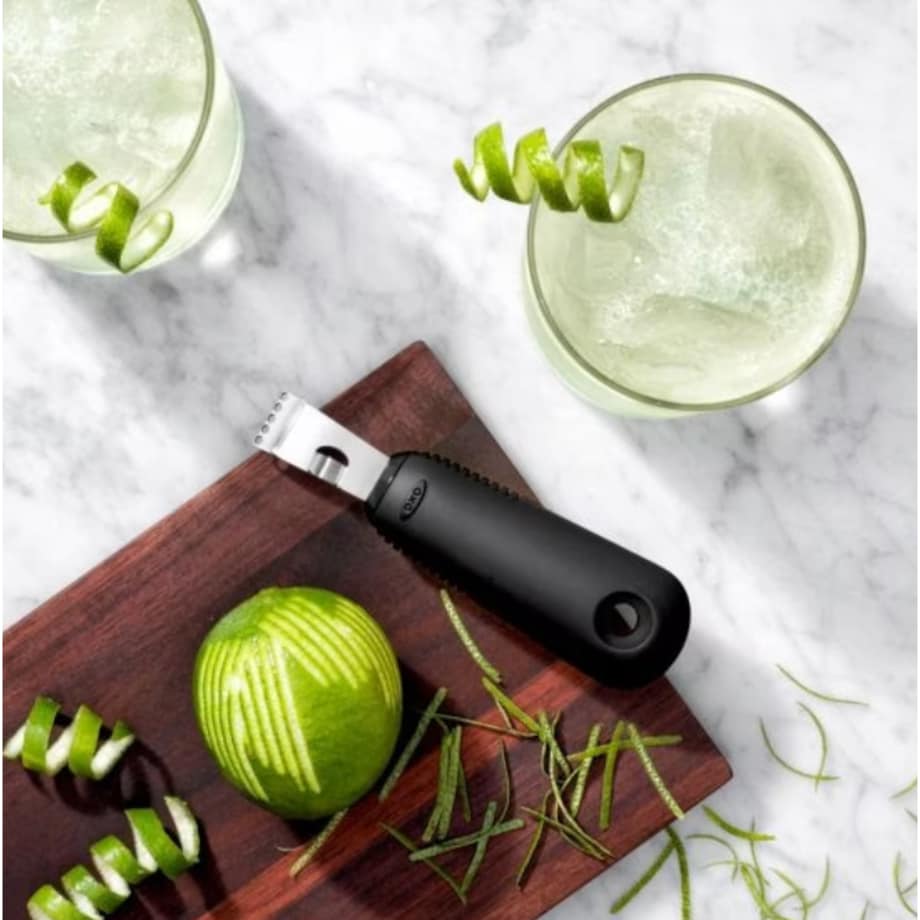 Zester z nożykiem do wzorów Good Grips, Oxo