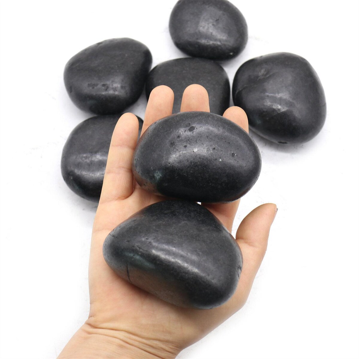 Kamień dekoracyjny ogrodowy OTOCZAK POLEROWANY 3-5 cm 200 kg czarny