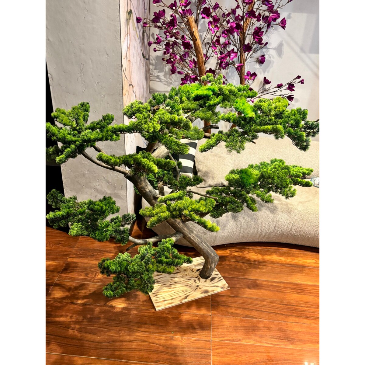 Bonsai na naturalnym pniu 150 cm.
